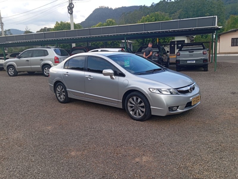 CIVIC 1.8 LXL SE 16V FLEX 4P AUTOMÁTICO - 2010 - PICADA CAFé