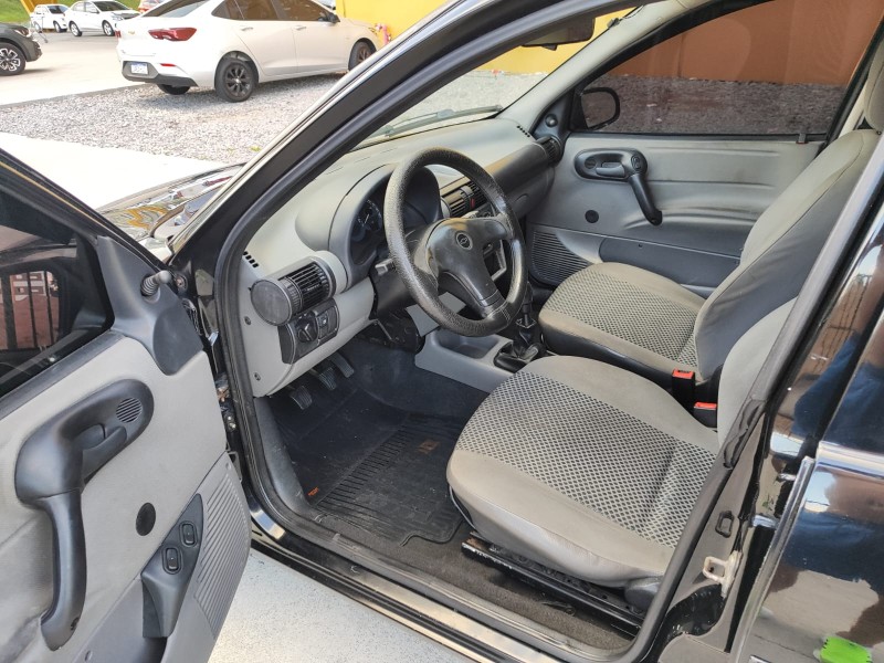 CLASSIC 1.0 MPFI LIFE 8V FLEX 4P MANUAL - 2010 - FARROUPILHA