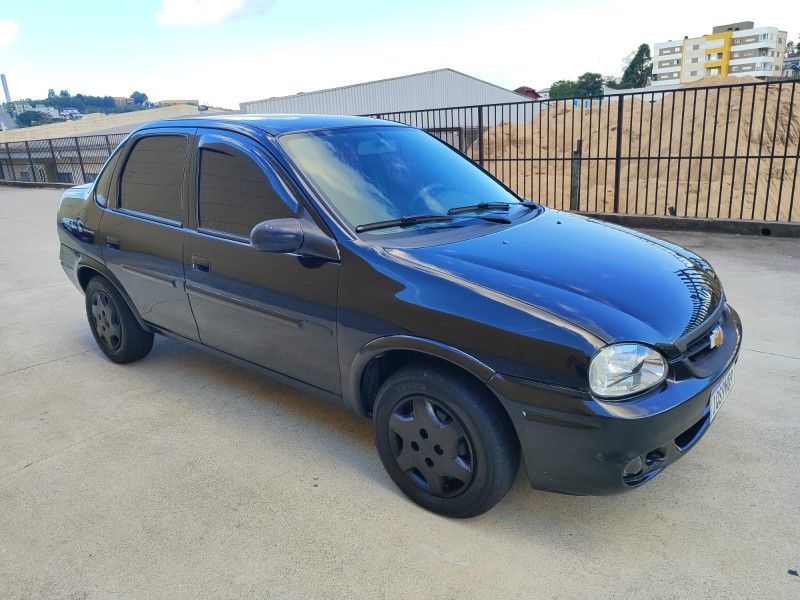 CLASSIC 1.0 MPFI LIFE 8V FLEX 4P MANUAL - 2010 - FARROUPILHA