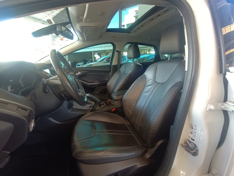 FOCUS 2.0 TITANIUM PLUS 16V FLEX 4P AUTOMÁTICO - 2015 - CAXIAS DO SUL