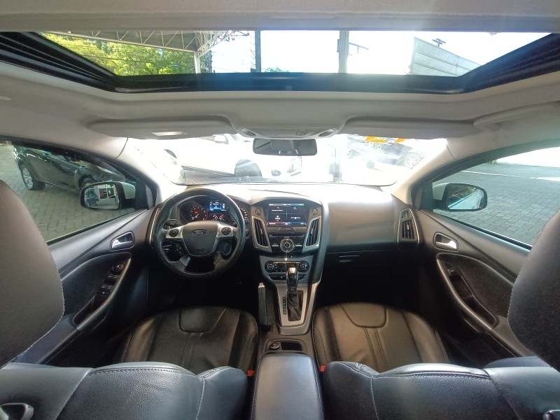 FOCUS 2.0 TITANIUM PLUS 16V FLEX 4P AUTOMÁTICO - 2015 - CAXIAS DO SUL