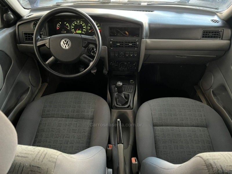 SANTANA 1.8 MI COMFORTLINE 8V GASOLINA 4P MANUAL - 2006 - CAXIAS DO SUL