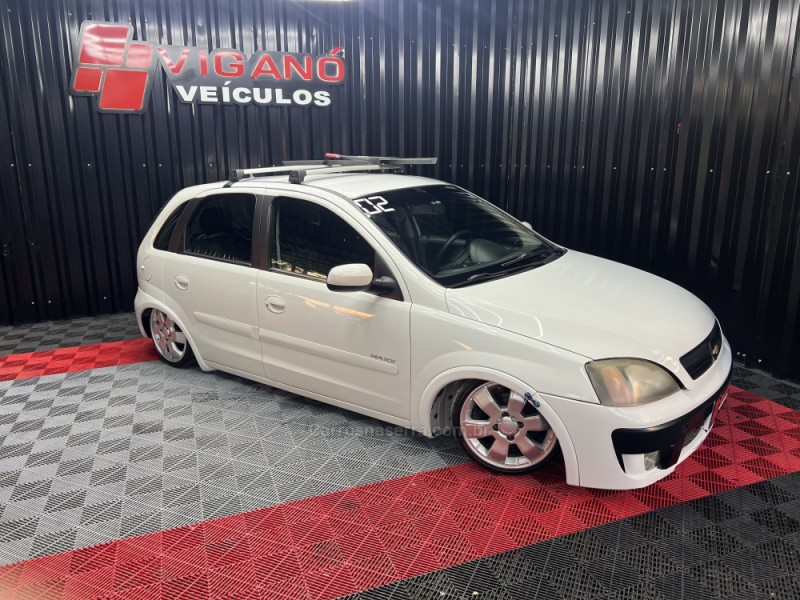 CORSA 1.0 MPFI 8V GASOLINA 4P MANUAL - 2002 - CAXIAS DO SUL