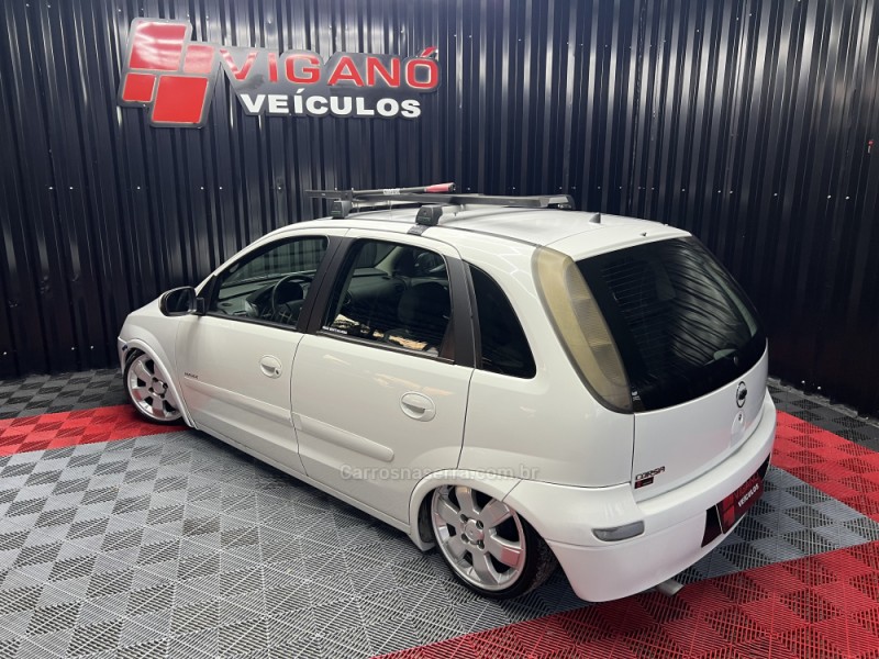 CORSA 1.0 MPFI 8V GASOLINA 4P MANUAL - 2002 - CAXIAS DO SUL