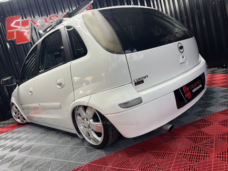 CORSA 1.0 MPFI 8V GASOLINA 4P MANUAL - 2002 - CAXIAS DO SUL