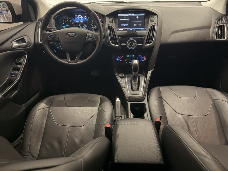 FOCUS 2.0 TITANIUM PLUS 16V FLEX 4P AUTOMÁTICO - 2016 - CAXIAS DO SUL