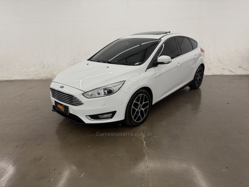 FOCUS 2.0 TITANIUM PLUS 16V FLEX 4P AUTOMÁTICO - 2016 - CAXIAS DO SUL
