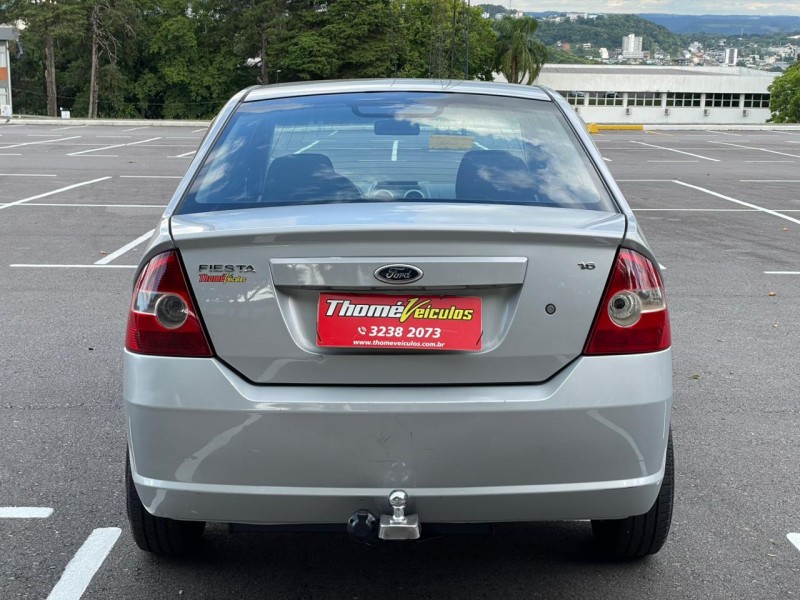 FIESTA 1.6 MPI SEDAN 8V FLEX 4P MANUAL - 2009 - CAXIAS DO SUL