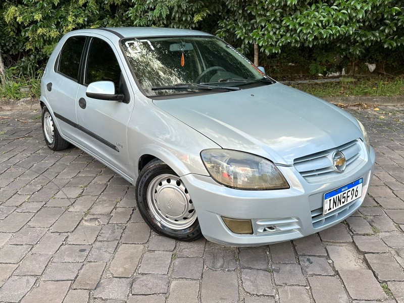 CELTA 1.0 MPFI LIFE 8V FLEX 4P MANUAL