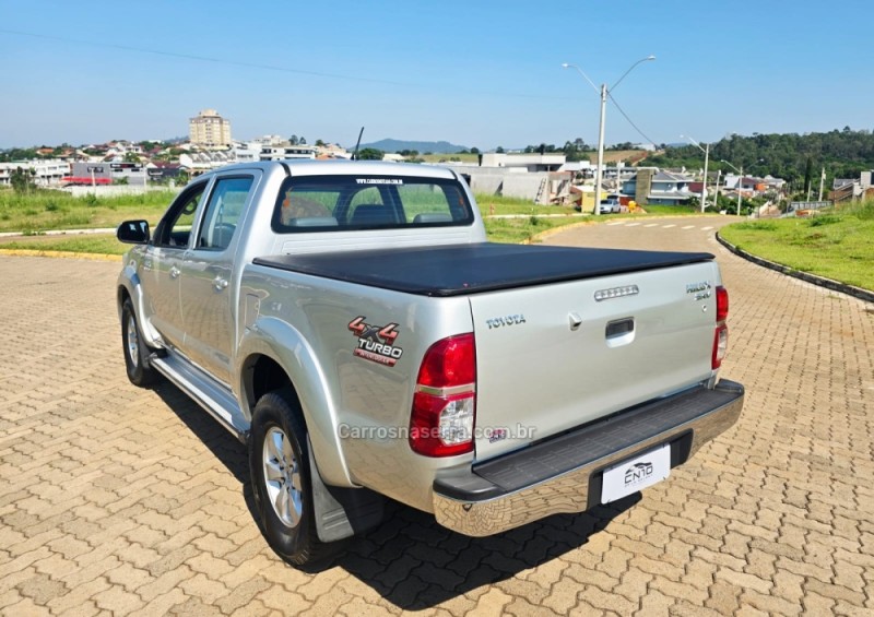 HILUX 3.0 SRV 4X4 CD 16V TURBO INTERCOOLER DIESEL 4P AUTOMÁTICO - 2013 - LAJEADO