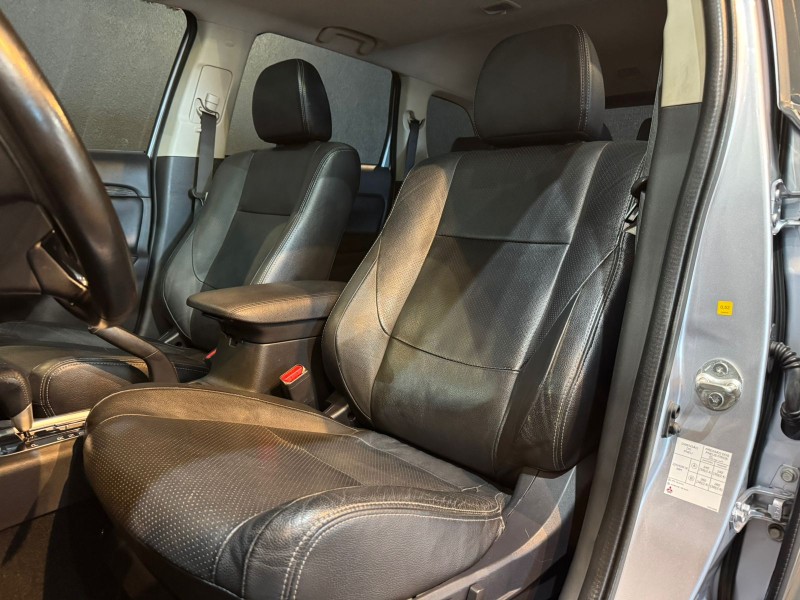 OUTLANDER 2.2 4X4 16V DIESEL 4P AUTOMÁTICO - 2016 - ANTôNIO PRADO