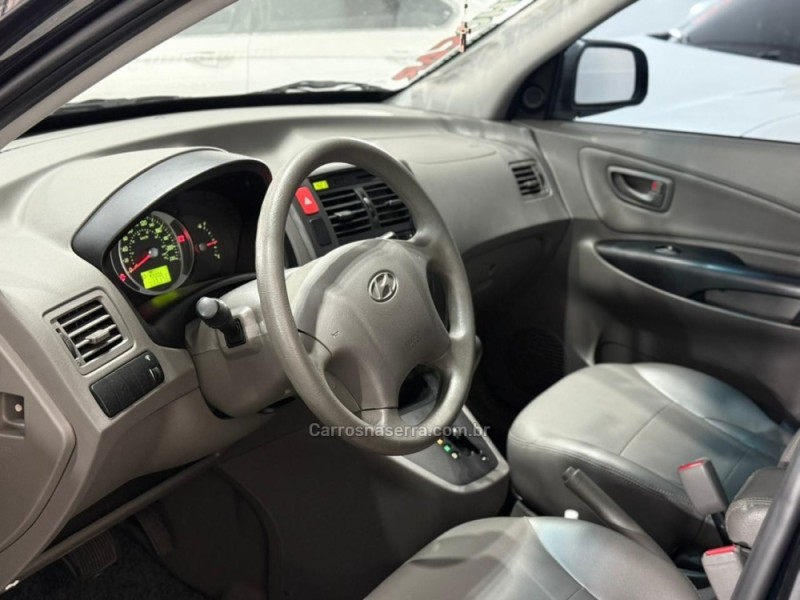 TUCSON 2.0 MPFI GLS 16V 143CV 2WD FLEX 4P AUTOMÁTICO - 2016 - ESTâNCIA VELHA