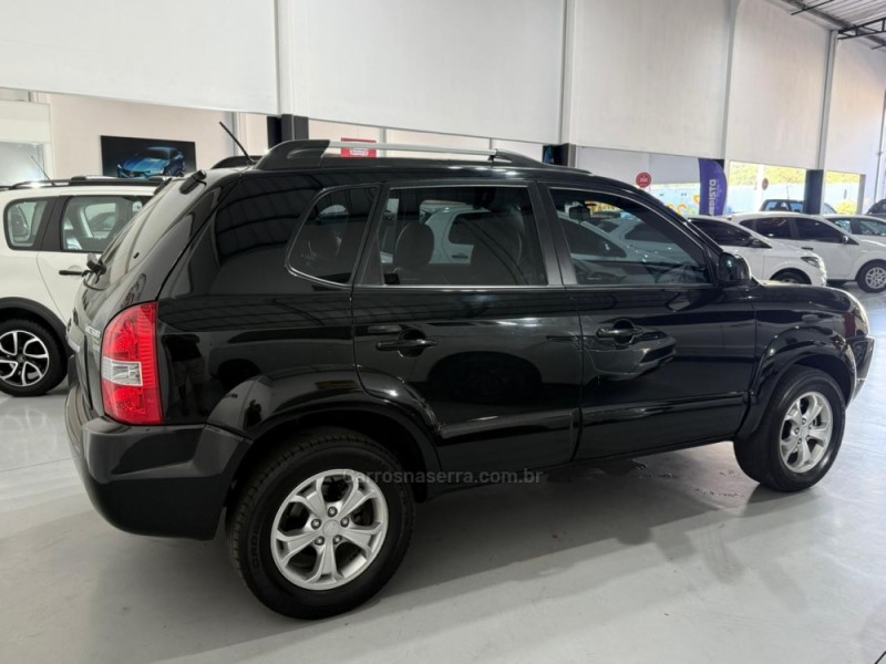 TUCSON 2.0 MPFI GLS 16V 143CV 2WD FLEX 4P AUTOMÁTICO - 2016 - ESTâNCIA VELHA