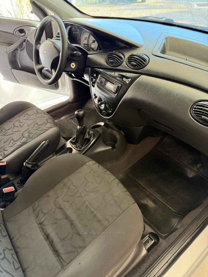 FOCUS 1.6 8V FLEX 4P MANUAL - 2008 - BENTO GONçALVES