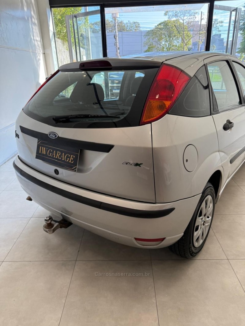 FOCUS 1.6 8V FLEX 4P MANUAL - 2008 - BENTO GONçALVES