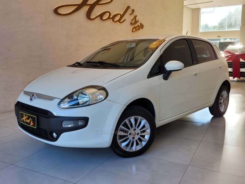 PUNTO 1.4 ATTRACTIVE 8V FLEX 4P MANUAL - 2014 - CANELA