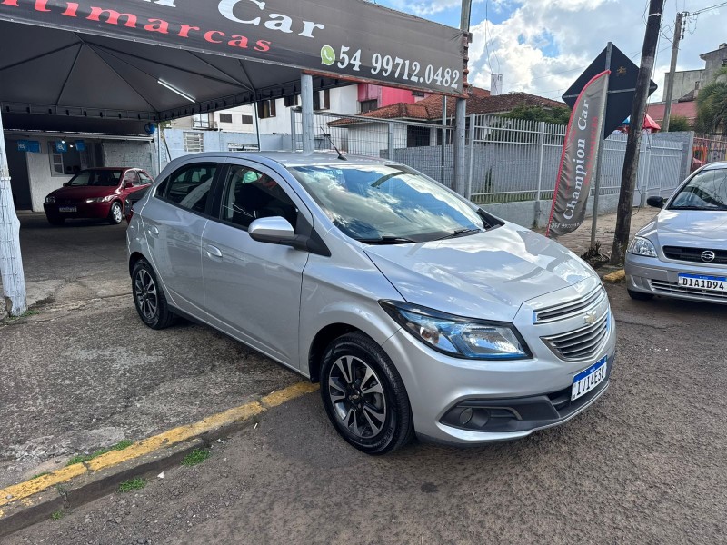 ONIX 1.4 MPFI LTZ 8V FLEX 4P MANUAL - 2014 - VACARIA
