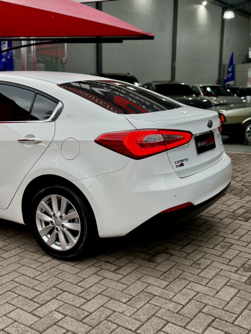 CERATO 1.6 SX3 16V FLEX 4P AUTOMÁTICO - 2014 - ESTâNCIA VELHA