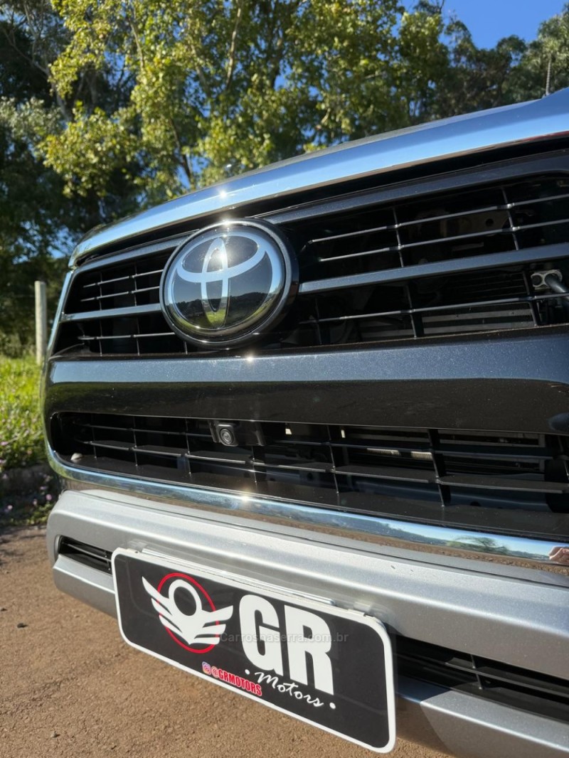 HILUX 2.8 SRX PLUS 4X4 CD TURBO DIESEL 4P AUTOMÁTICO - 2024 - IBIRAIARAS