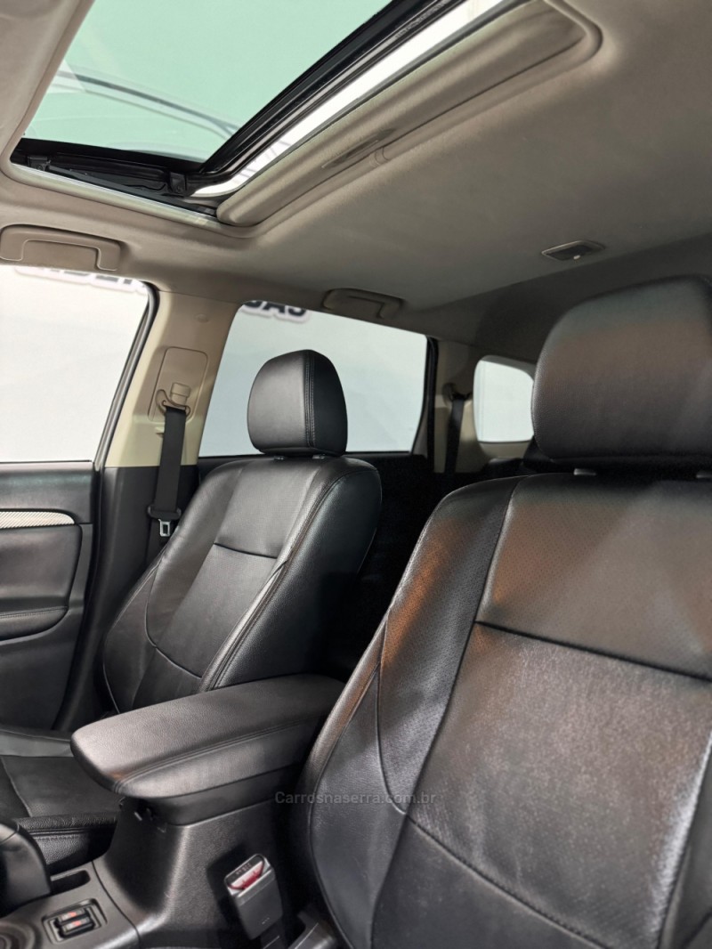 OUTLANDER 2.0 16V GASOLINA 4P AUTOMÁTICO - 2015 - ESTâNCIA VELHA