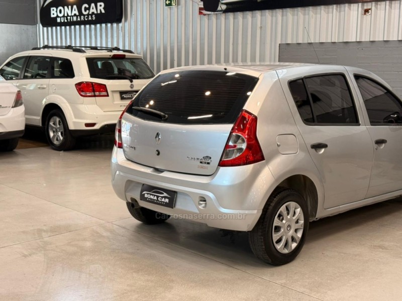 SANDERO 1.0 AUTHENTIQUE 16V FLEX 4P MANUAL - 2011 - CAXIAS DO SUL