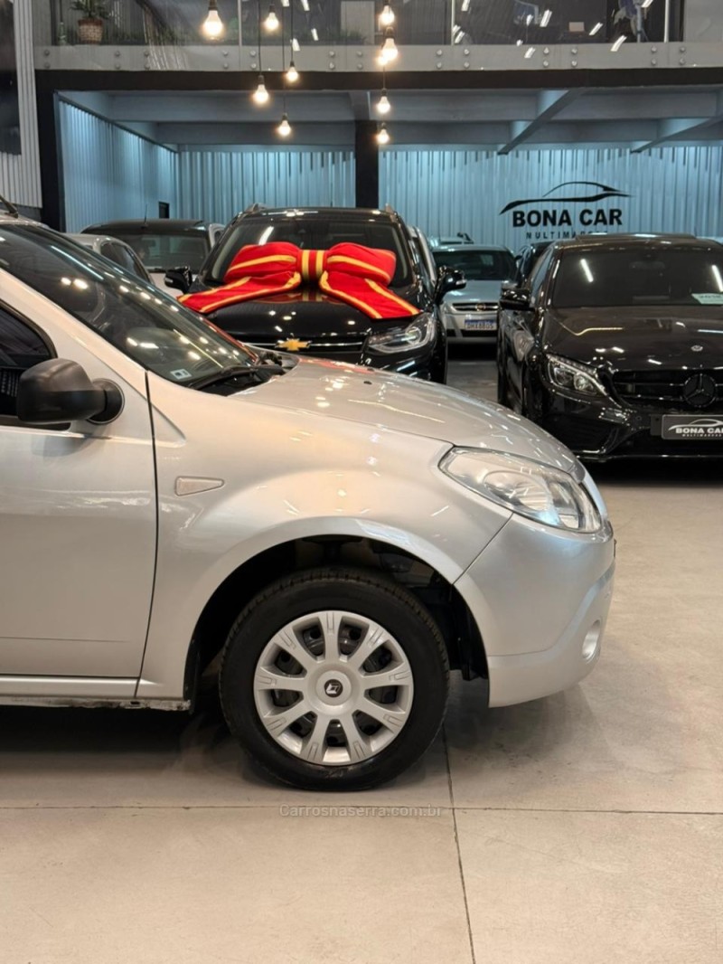 SANDERO 1.0 AUTHENTIQUE 16V FLEX 4P MANUAL - 2011 - CAXIAS DO SUL