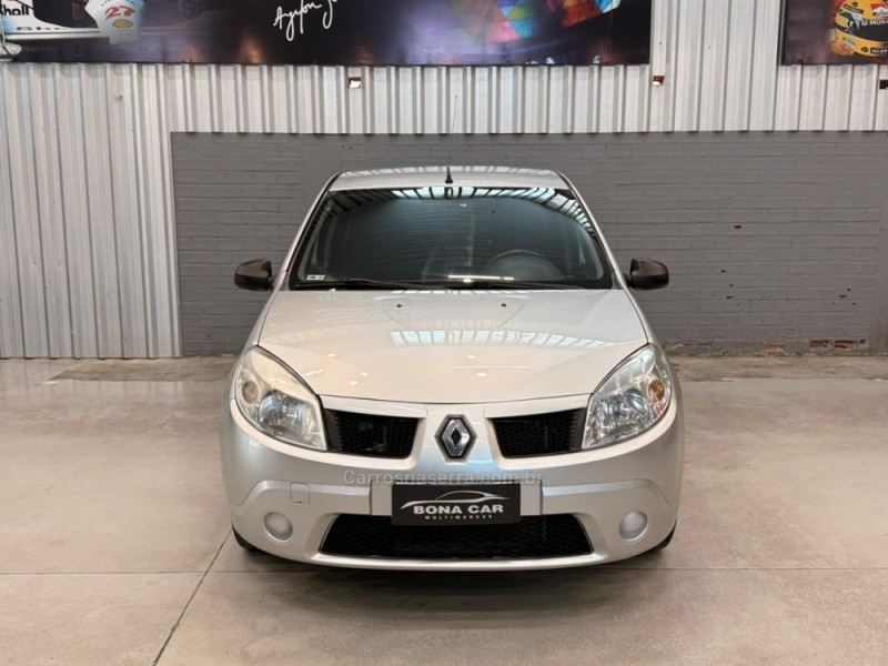 SANDERO 1.0 AUTHENTIQUE 16V FLEX 4P MANUAL - 2011 - CAXIAS DO SUL