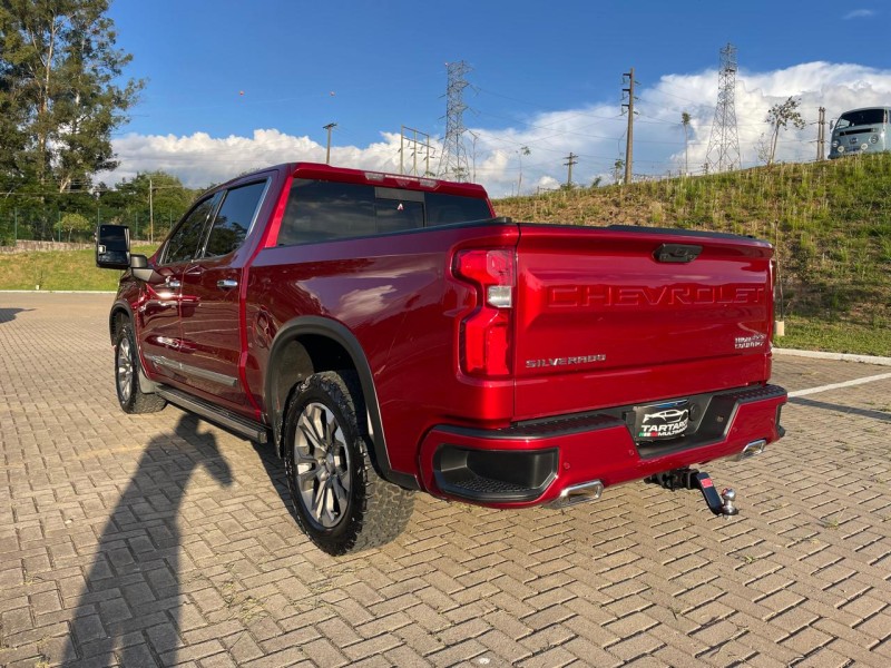 SILVERADO 5.3 1500 HIGH 4X4 COUNTRY GASOLINA 4X4 AUTOMÁTICO - 2024 - CAXIAS DO SUL