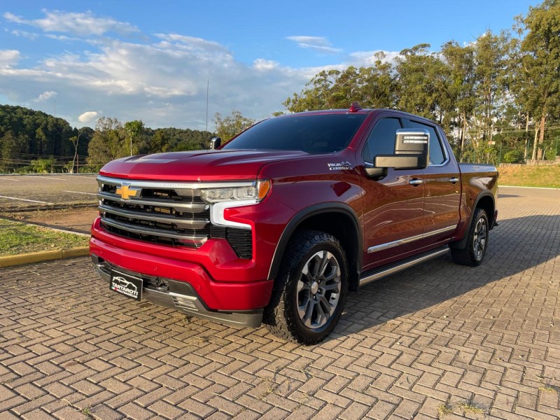 SILVERADO 5.3 1500 HIGH 4X4 COUNTRY GASOLINA 4X4 AUTOMÁTICO - 2024 - CAXIAS DO SUL