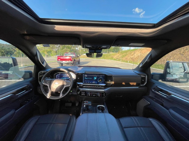 SILVERADO 5.3 1500 HIGH 4X4 COUNTRY GASOLINA 4X4 AUTOMÁTICO - 2024 - CAXIAS DO SUL