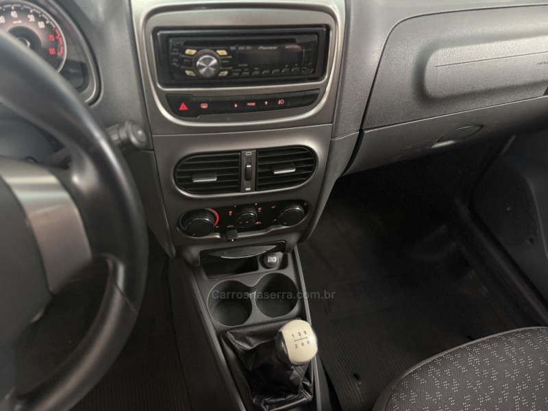 PALIO 1.6 TREKKING WEEKEND 16V FLEX 4P MANUAL - 2013 - GUAPORé