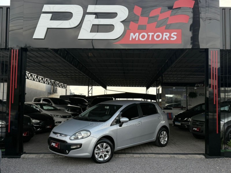 PUNTO 1.4 ATTRACTIVE 8V FLEX 4P MANUAL - 2013 - CAXIAS DO SUL