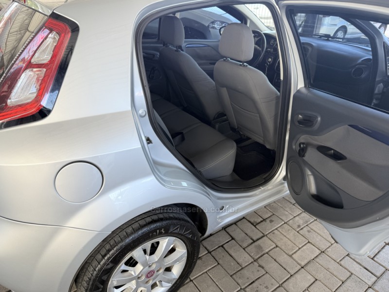 PUNTO 1.4 ATTRACTIVE 8V FLEX 4P MANUAL - 2013 - CAXIAS DO SUL