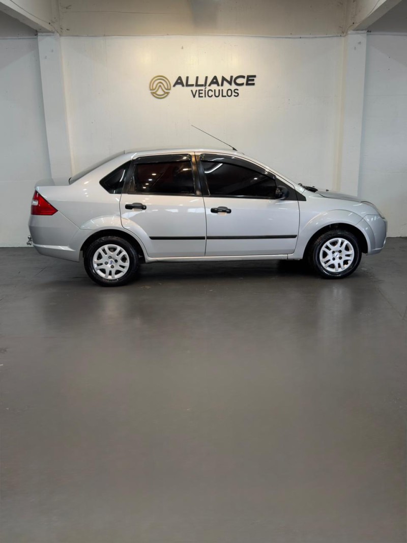 FIESTA 1.0 ROCAM SEDAN 8V FLEX 4P MANUAL - 2008 - CAXIAS DO SUL