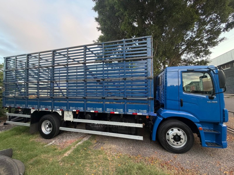 13-180 E WORKER - 2011 - ESTâNCIA VELHA