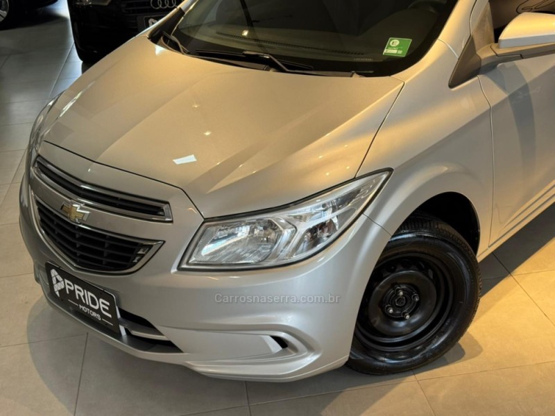 ONIX 1.0 LT 12V TURBO FLEX 4P MANUAL - 2015 - CAXIAS DO SUL