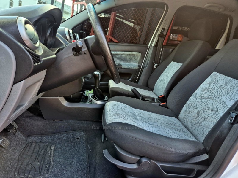 FIESTA 1.6 MPI CLASS SEDAN 8V FLEX 4P MANUAL - 2010 - FARROUPILHA