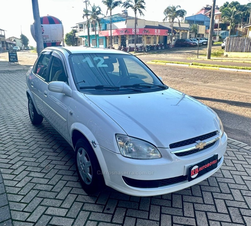 CLASSIC 1.0 MPFI LS 8V GASOLINA 4P MANUAL - 2012 - PAROBé