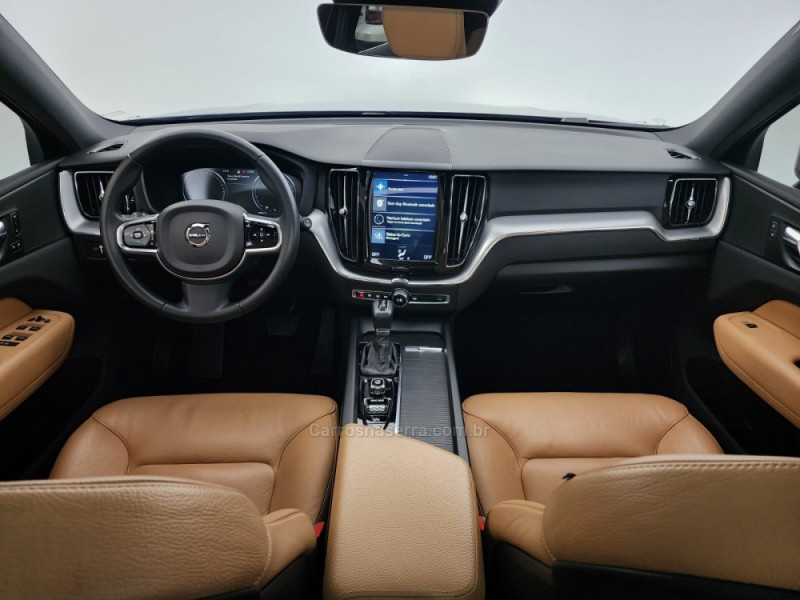 XC60 2.0 T5 MOMENTUM GASOLINA 4P AUTOMÁTICO - 2020 - CAXIAS DO SUL
