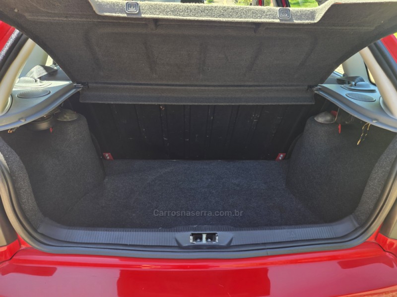 GOL 1.6 MI 8V FLEX 4P MANUAL - 2009 - NOVA PETRóPOLIS