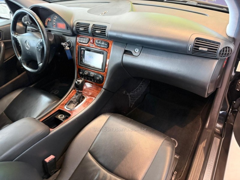 C 180 1.8 CGI CLASSIC 16V TURBO GASOLINA 4P AUTOMÁTICO - 2002 - SãO LEOPOLDO