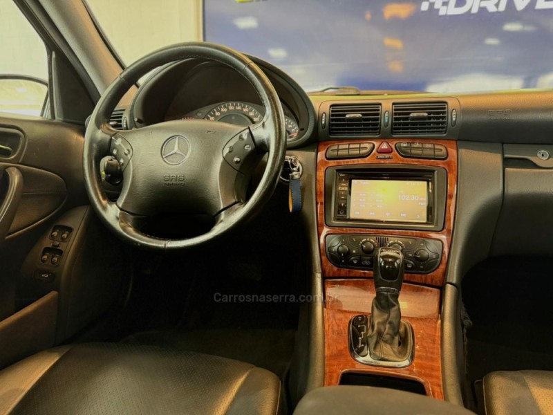 C 180 1.8 CGI CLASSIC 16V TURBO GASOLINA 4P AUTOMÁTICO - 2002 - SãO LEOPOLDO