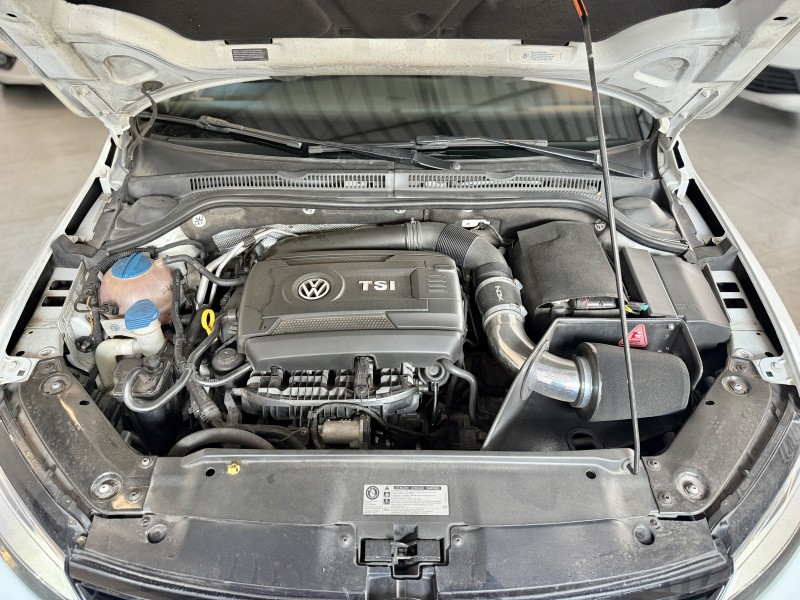 JETTA 2.0 TSI HIGHLINE 211CV GASOLINA 4P TIPTRONIC - 2014 - CAXIAS DO SUL