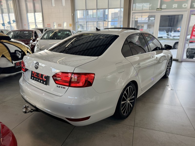 JETTA 2.0 TSI HIGHLINE 211CV GASOLINA 4P TIPTRONIC - 2014 - CAXIAS DO SUL
