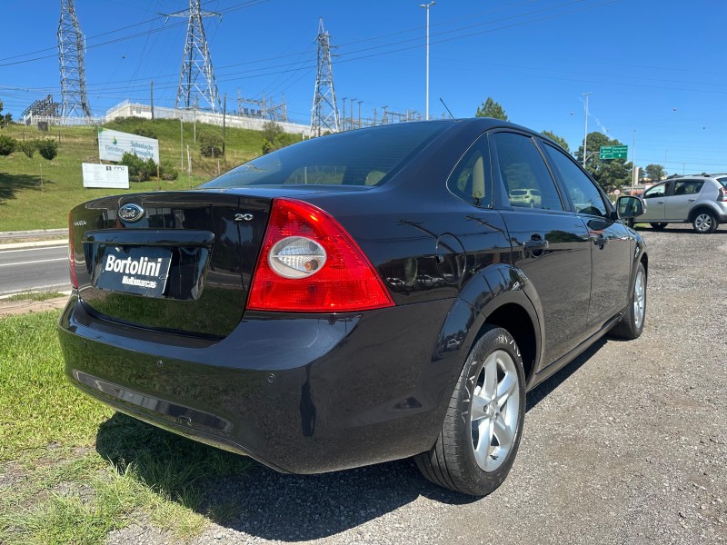 FOCUS 2.0 GLX SEDAN 16V GASOLINA 4P AUTOMÁTICO - 2009 - FARROUPILHA