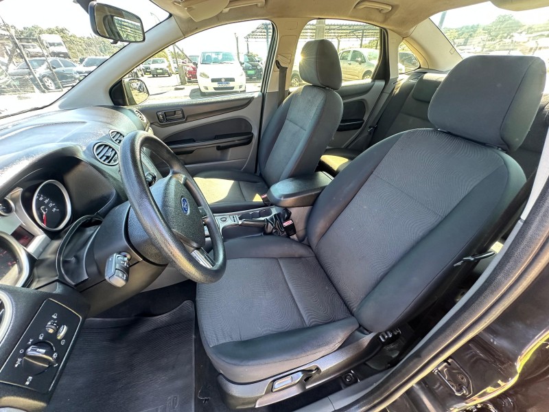 FOCUS 2.0 GLX SEDAN 16V GASOLINA 4P AUTOMÁTICO - 2009 - FARROUPILHA