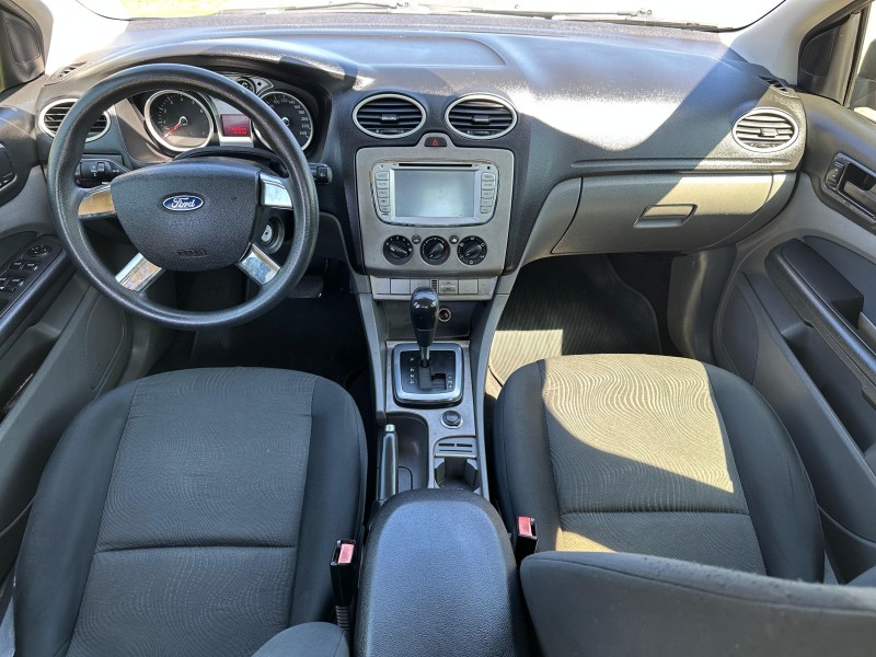 FOCUS 2.0 GLX SEDAN 16V GASOLINA 4P AUTOMÁTICO - 2009 - FARROUPILHA