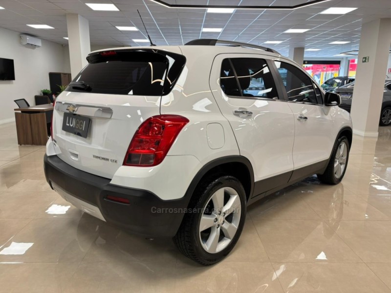 TRACKER 1.8 MPFI LTZ 4X2 16V FLEX 4P AUTOMÁTICO - 2014 - CARLOS BARBOSA