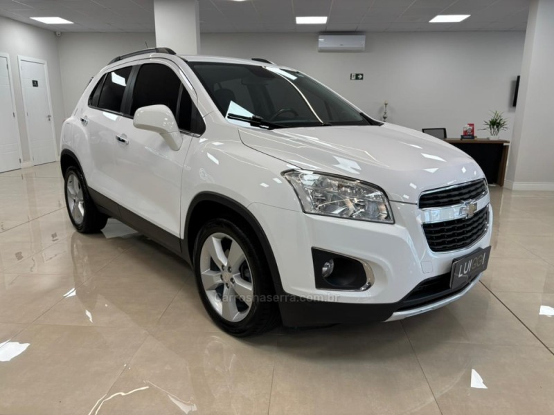 TRACKER 1.8 MPFI LTZ 4X2 16V FLEX 4P AUTOMÁTICO - 2014 - CARLOS BARBOSA