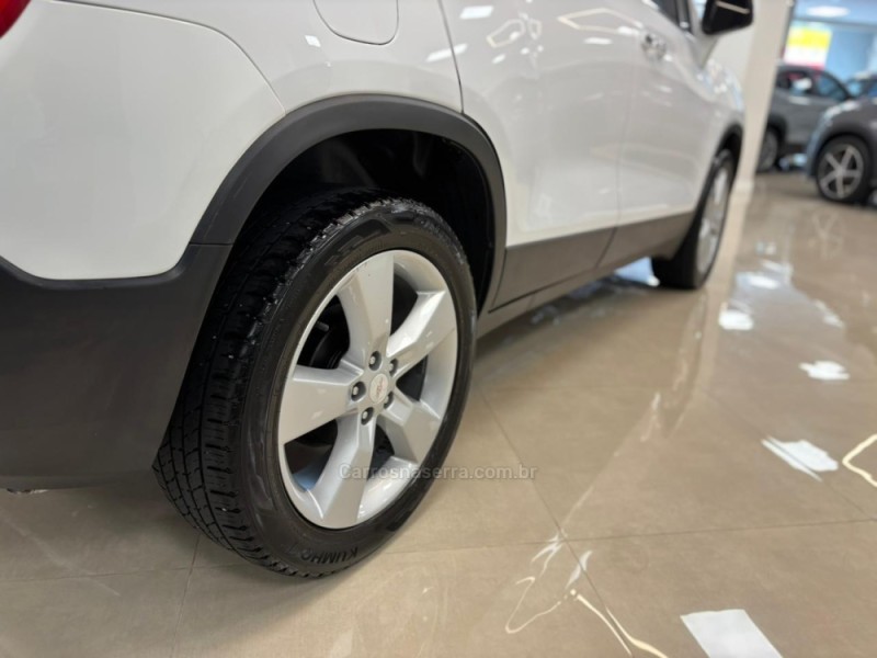 TRACKER 1.8 MPFI LTZ 4X2 16V FLEX 4P AUTOMÁTICO - 2014 - CARLOS BARBOSA